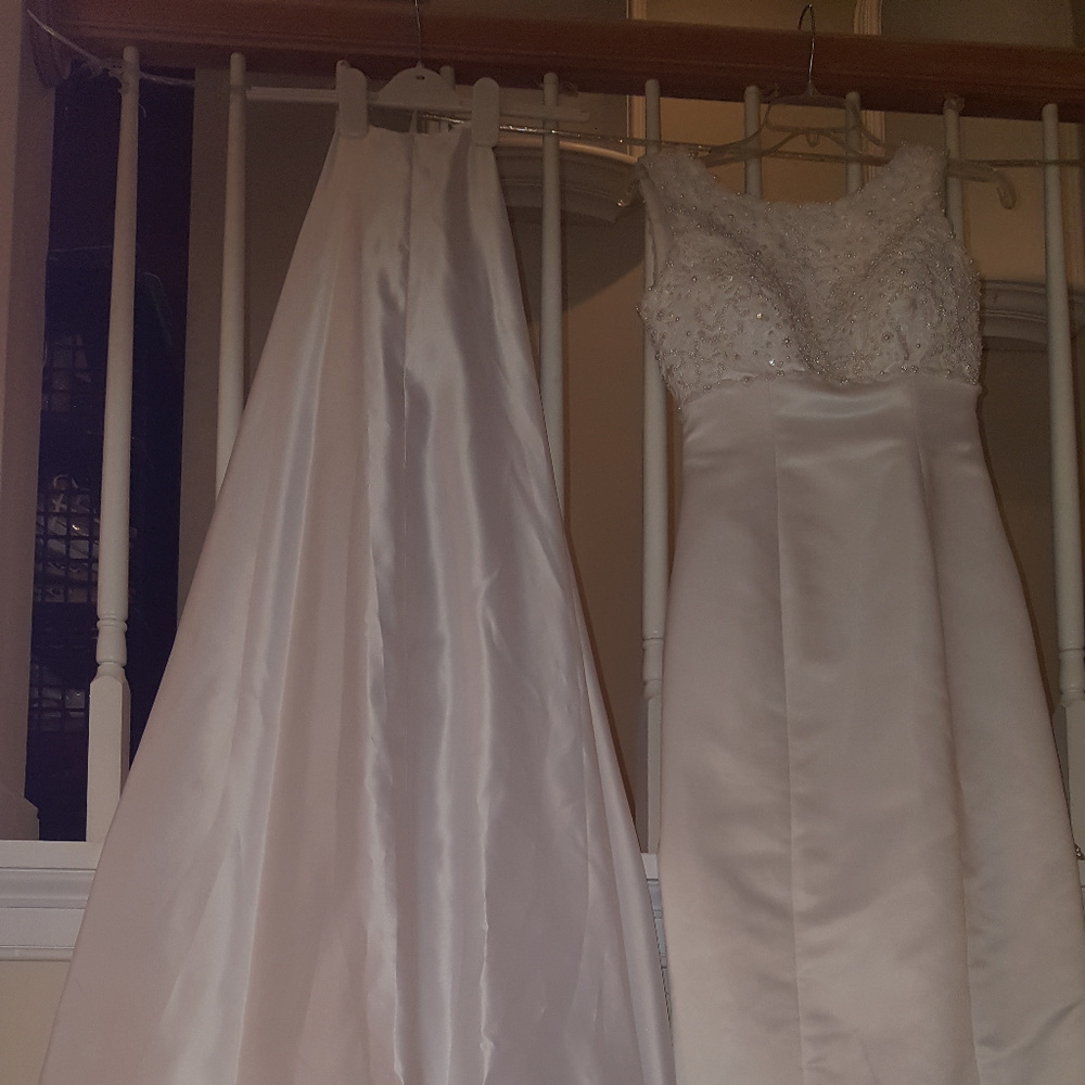 Alfred Angelo White Wedding Dress  Size 4